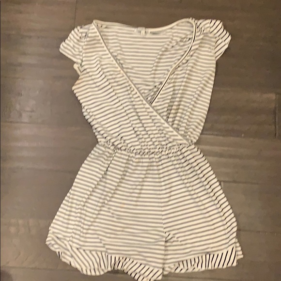 Charlotte Russe Pants - Charlotte Russe romper Charlotte Russe Pants - Charlotte Russe romper